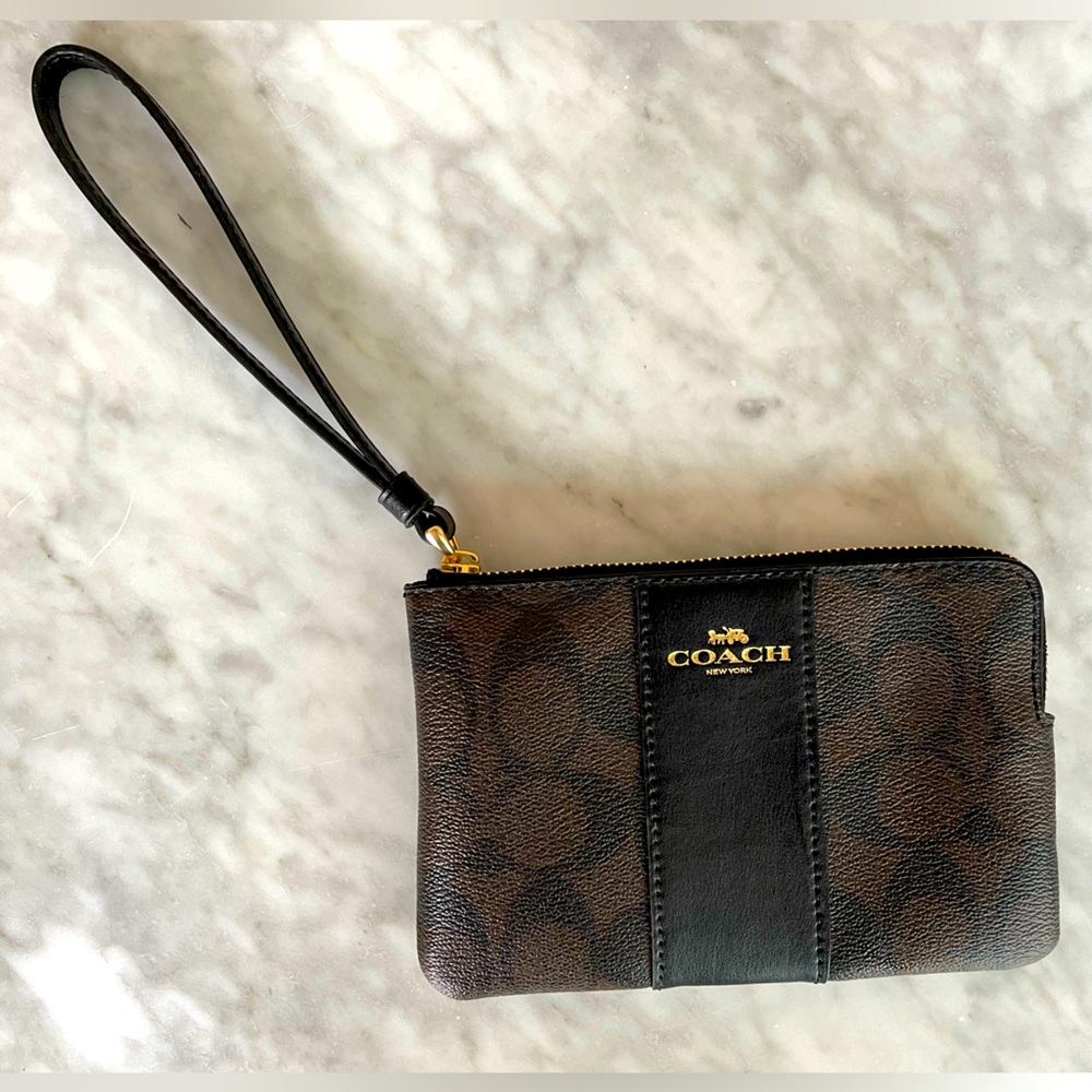 Coach clutch - never used